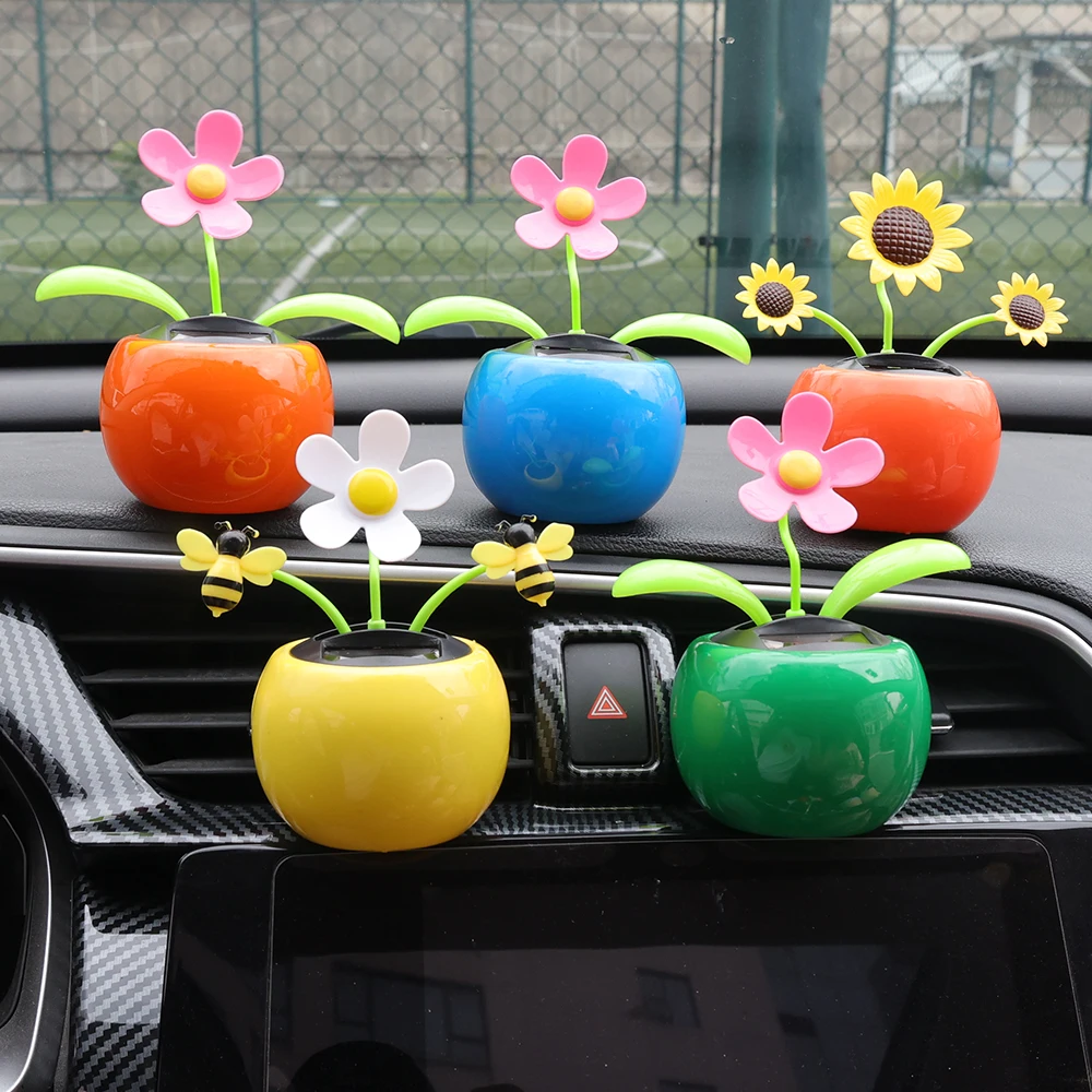 Ornamento de carro movido a en - Gardening Tools Cute avaliação e preço