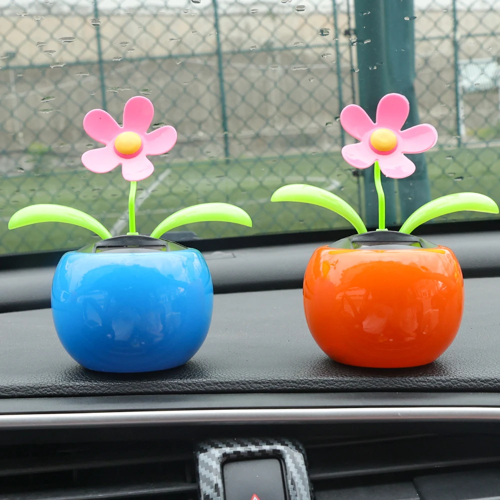 Ornamento de carro movido a en - Gardening Tools Cute avaliação e preço